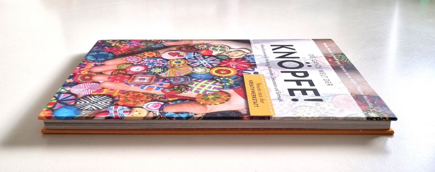 Die ganze Welt der Knöpfe!“ (Krump, Sabine; Hoede) – Buch